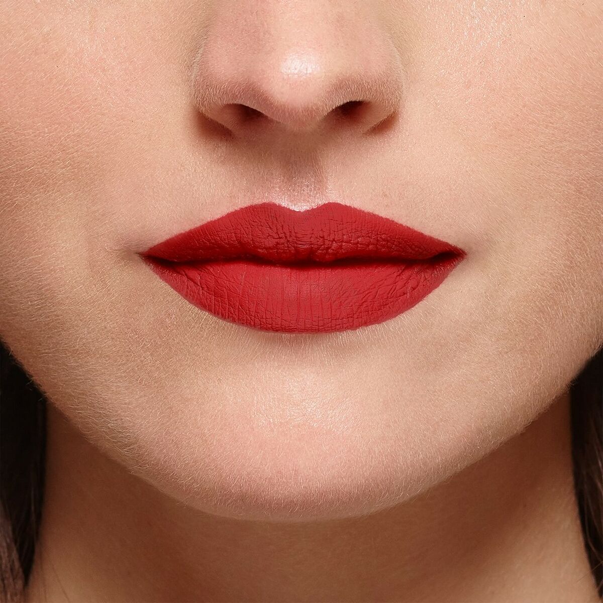 Læbestift L'Oreal Make Up Color Riche 336-le rouge avantgarde Nº 336-Le Rouge Avant-Garde 26 g (1 enhed) makeup-emballage