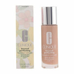 Flydende Make Up Base Clinique Beyond Perfecting Nº 21 Creme Caramel Nº 21-Cream Caramel 30 ml Facial Corrector hudpleje