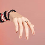 Neglelak Opi Nail Lacquer Barefoot i barcelona 15 ml produktemballage