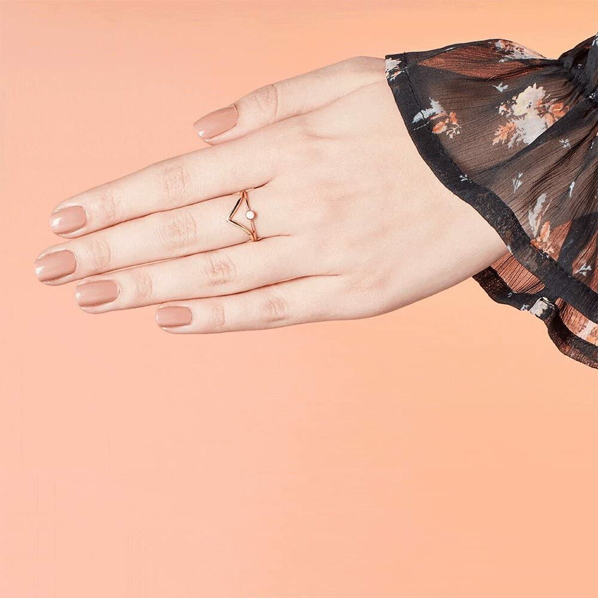 Neglelak Opi Nail Lacquer Caramel 15 ml produktemballage