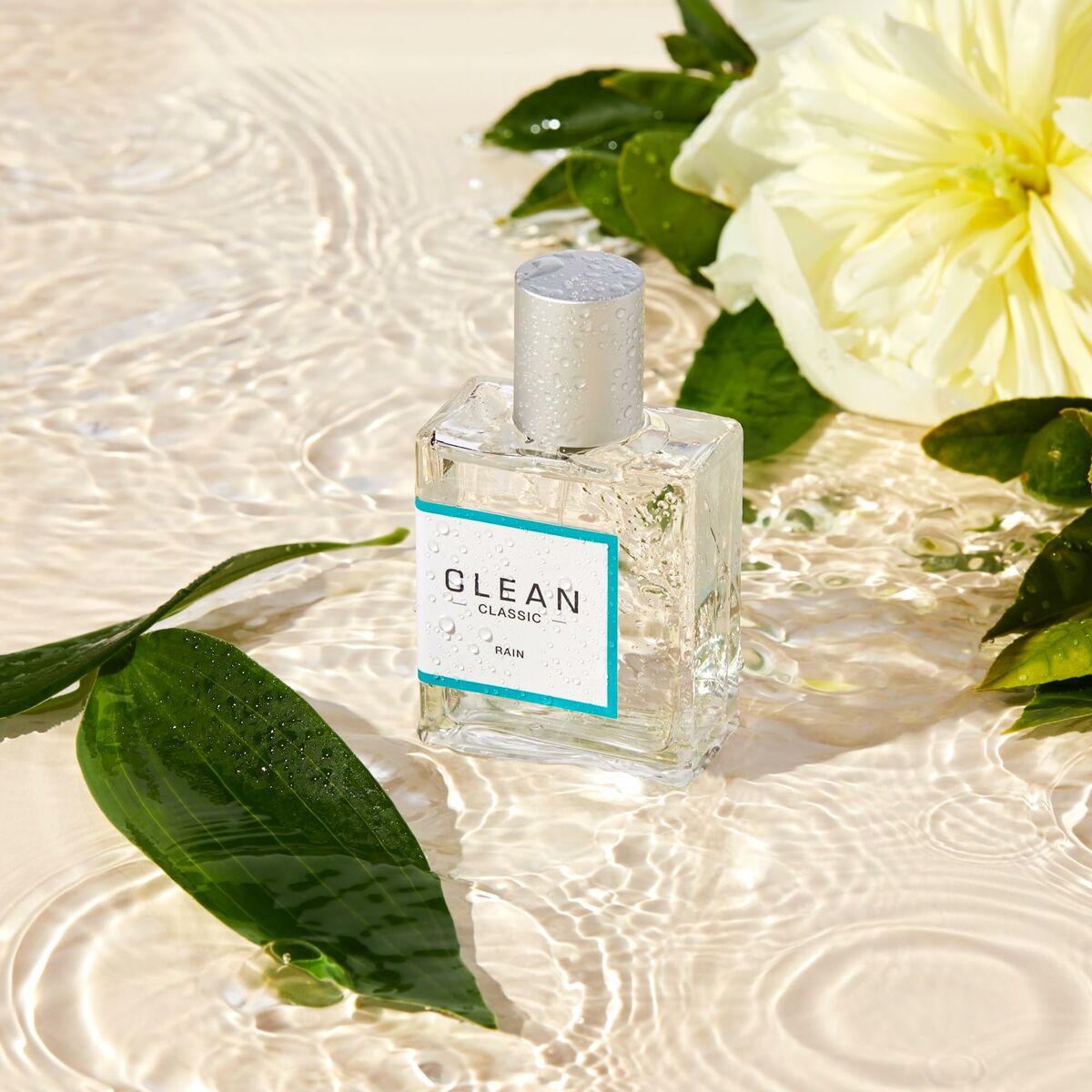 Dameparfume Clean Rain EDP flaske