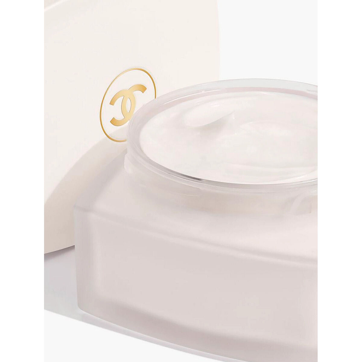 Kropscreme Chanel COCO MADEMOISELLE 150 g til kvinder hudpleje emballage