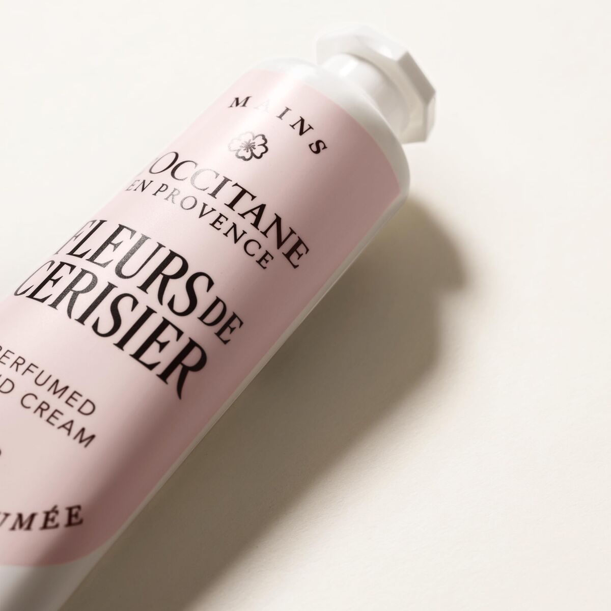 Reducing Cream L'Occitane En Provence FLEURS DE CERISIER hudplejeemballage