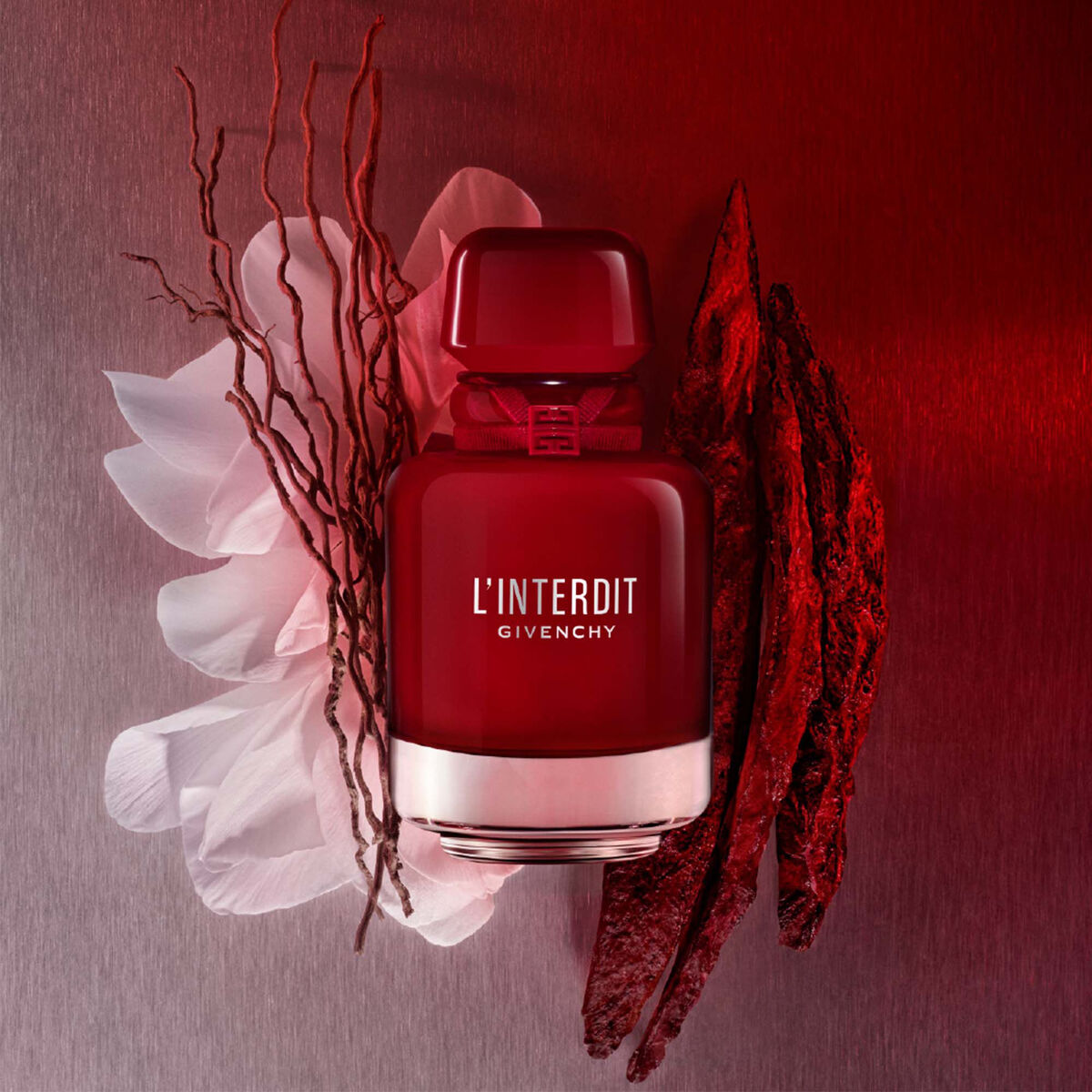 Dameparfume Givenchy L'Interdit Rouge Ultime EDP 50 ml til kvinder flaske