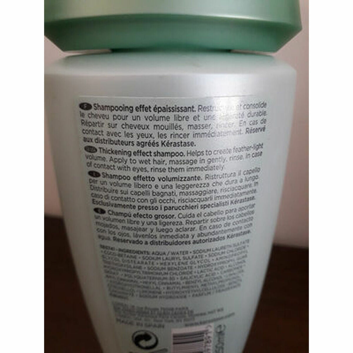 Volumiserende shampoo Bain Volumifique Kerastase Resistance Bain Volumifique, 250 ml (250 ml) til kvinder shampooflaske