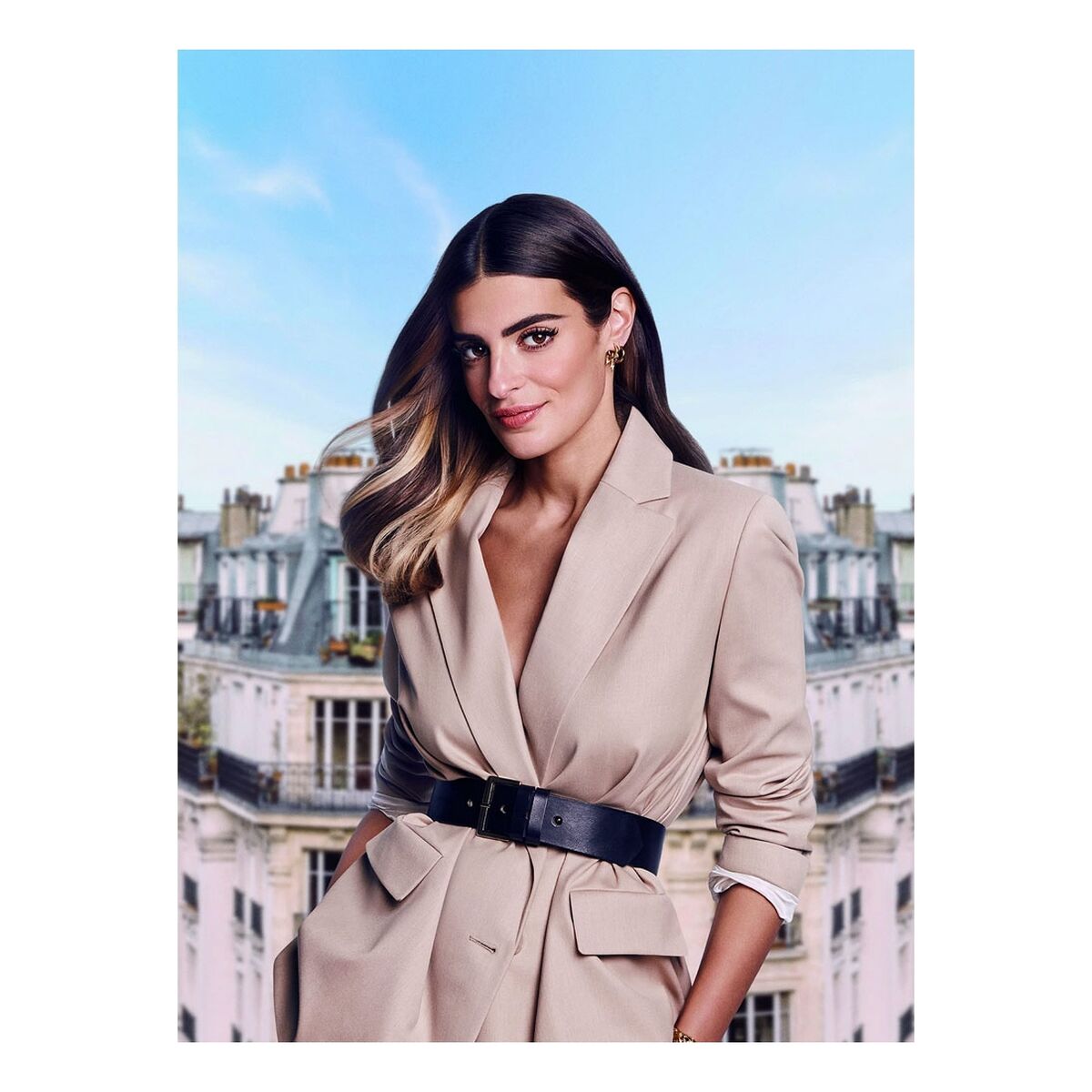 Øjenbrynsforing L'Oréal Paris AA161400 Nº 105-Brunette 4,5 ml 4,5 ml produktemballage