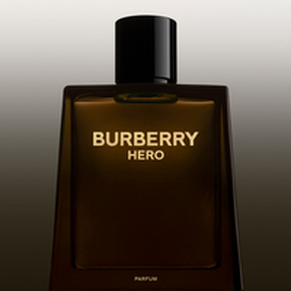 Morgenkåbe Burberry HERO 200 ml til mænd produktemballage