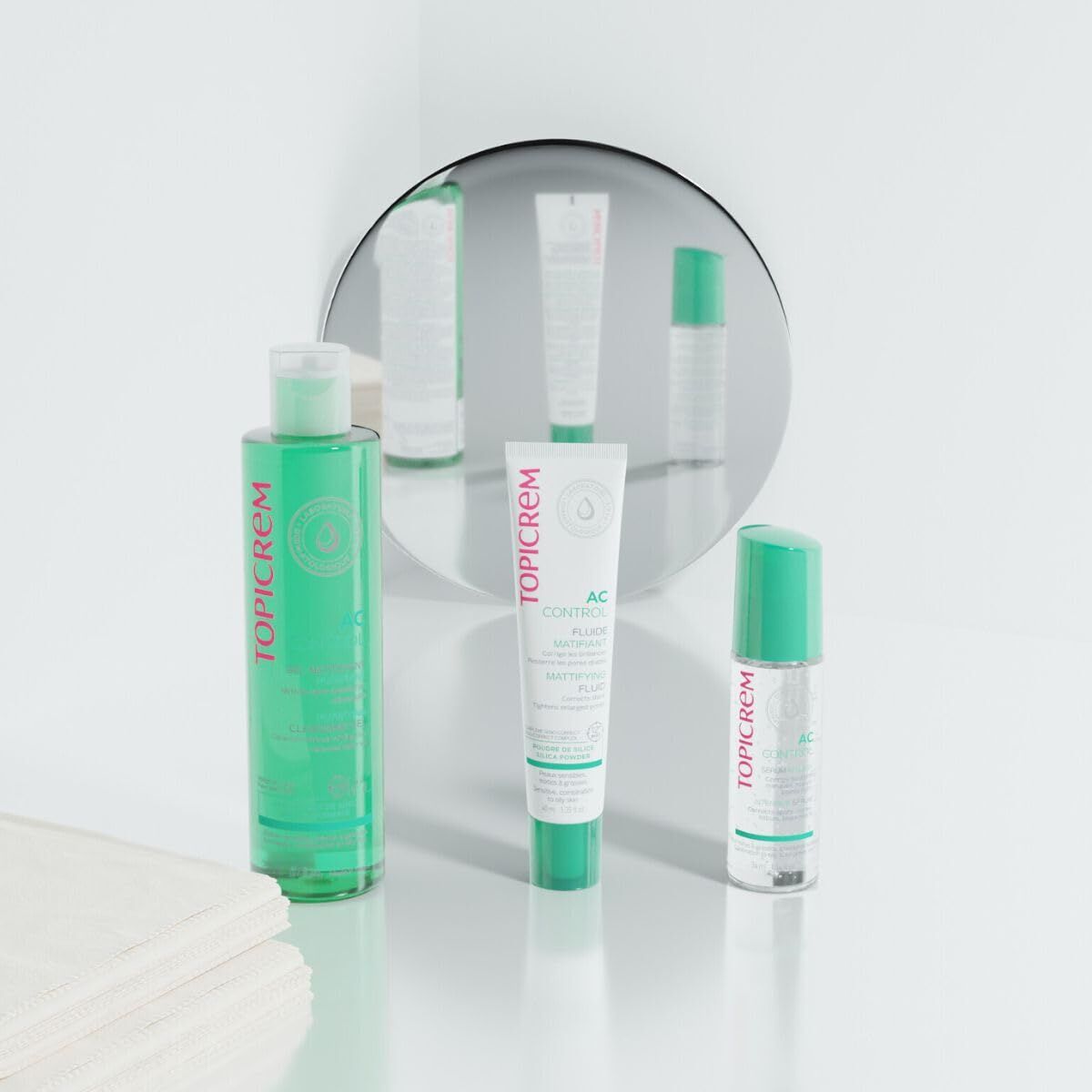 Ansigtscreme Topicrem AC CONTROL 40 ml til kvinders hudplejeemballage
