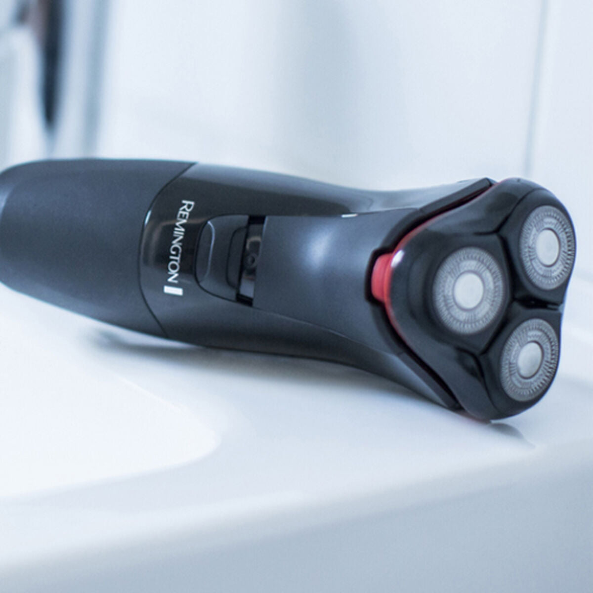Elektrisk barbermaskine Remington POWER SERIES produktemballage