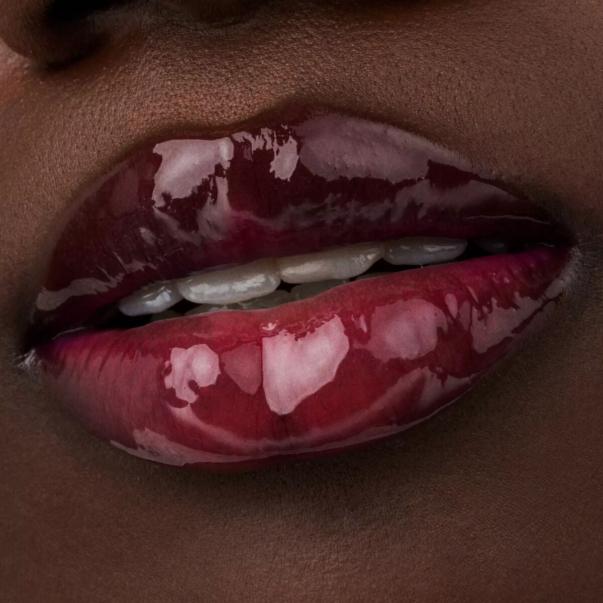 Læbeolie Catrice Glossin' Glow Nº 020 Drama Mama Nº 020-Drama Mama 4 ml produktemballage