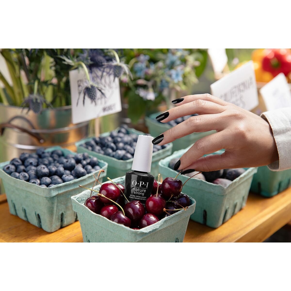 Ansigtskorrektor Opi Nature Strong Onyx Skies 15 ml produktemballage