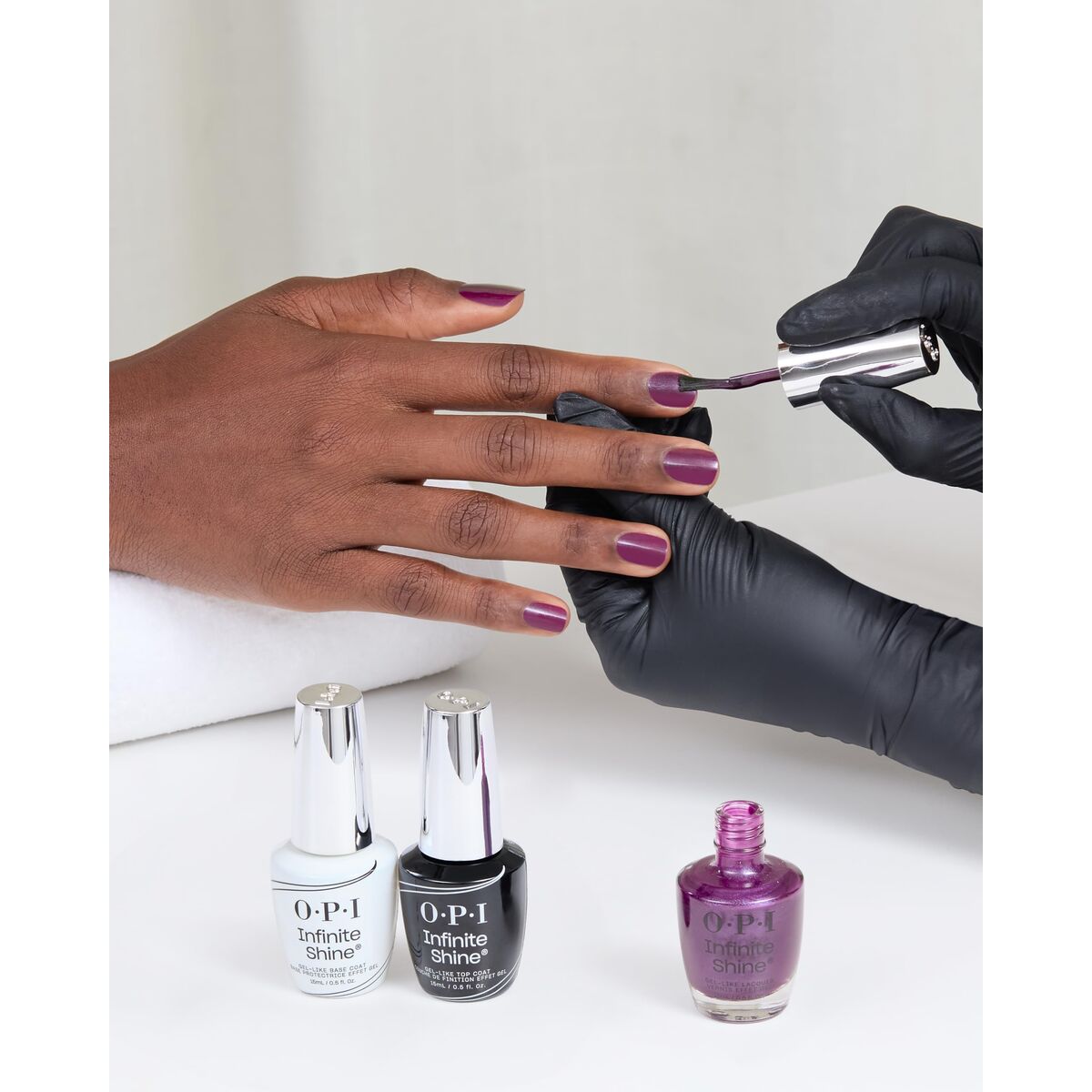 Neglelak Opi INFINITE SHINE 15 ml produktemballage