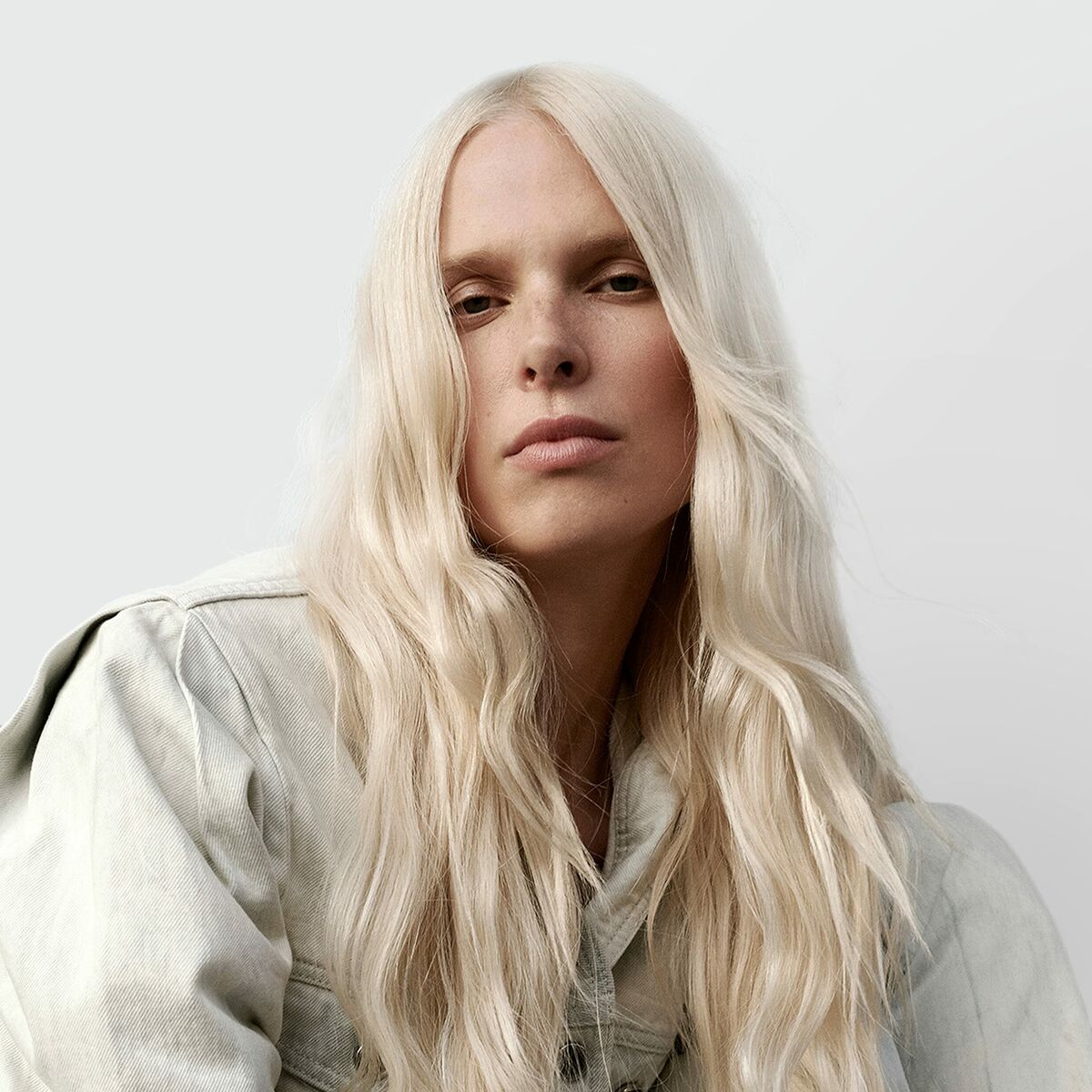 V6H5443CB3EE7CBBF34F58928240C05394BR4935140P3