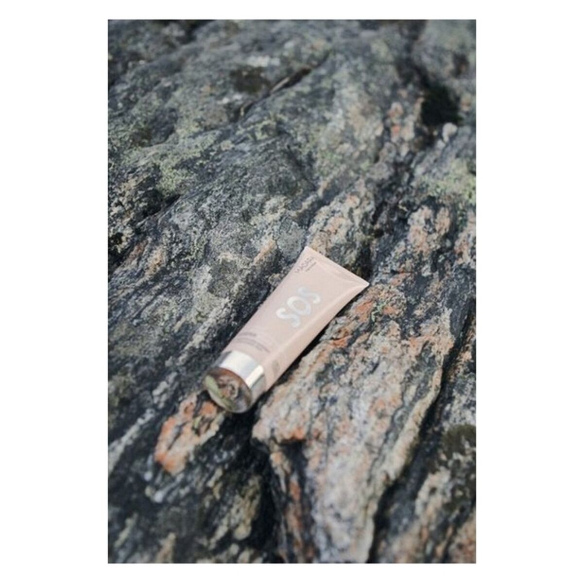 Moisturizing Facial Mask Mádara Sos 60 ml Highlighter maske emballage