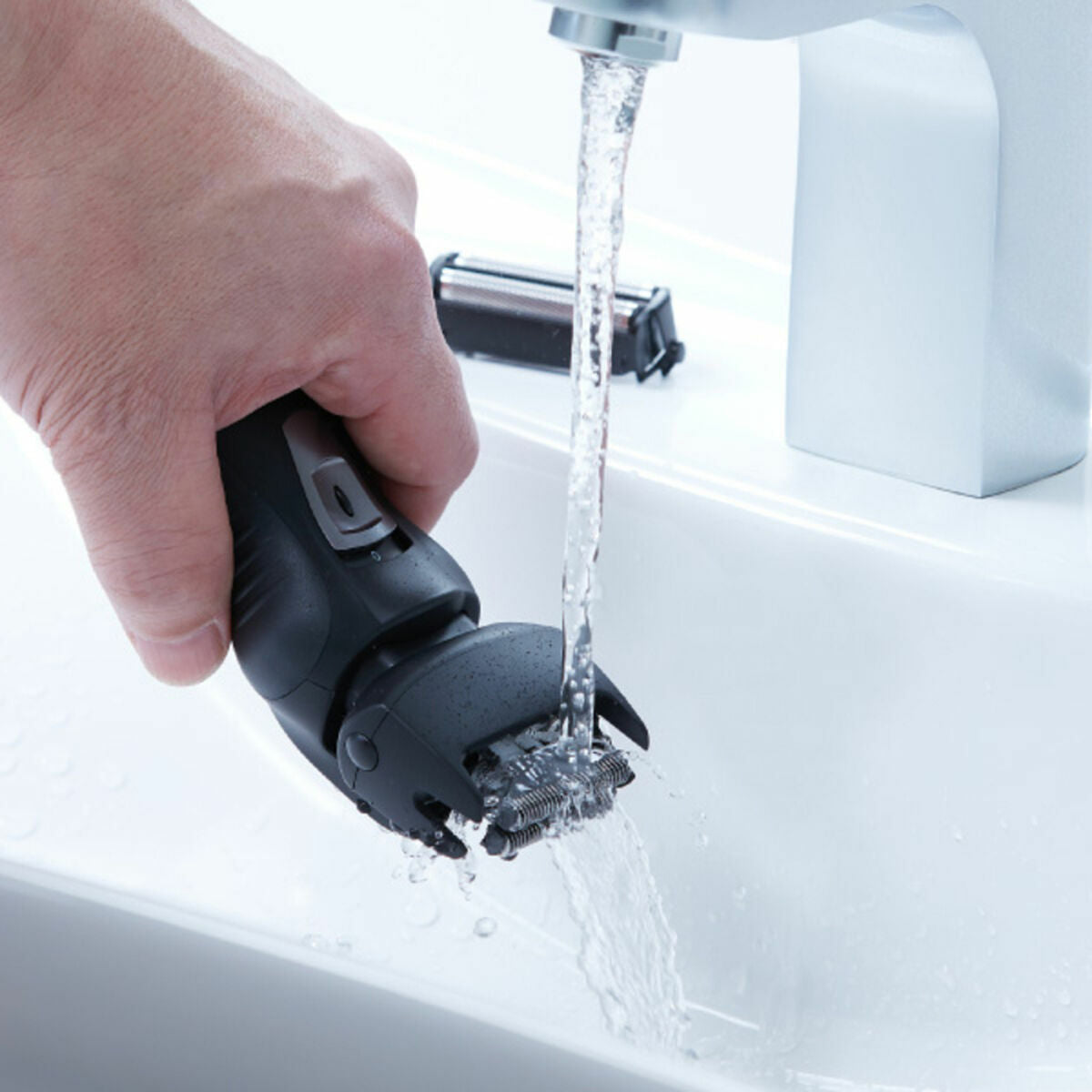 Genopladelig elektrisk barbermaskine Panasonic ES-RW31 LED-produktemballage