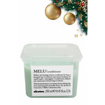 Nærende balsam Davines Minu 250 ml balsamflaske