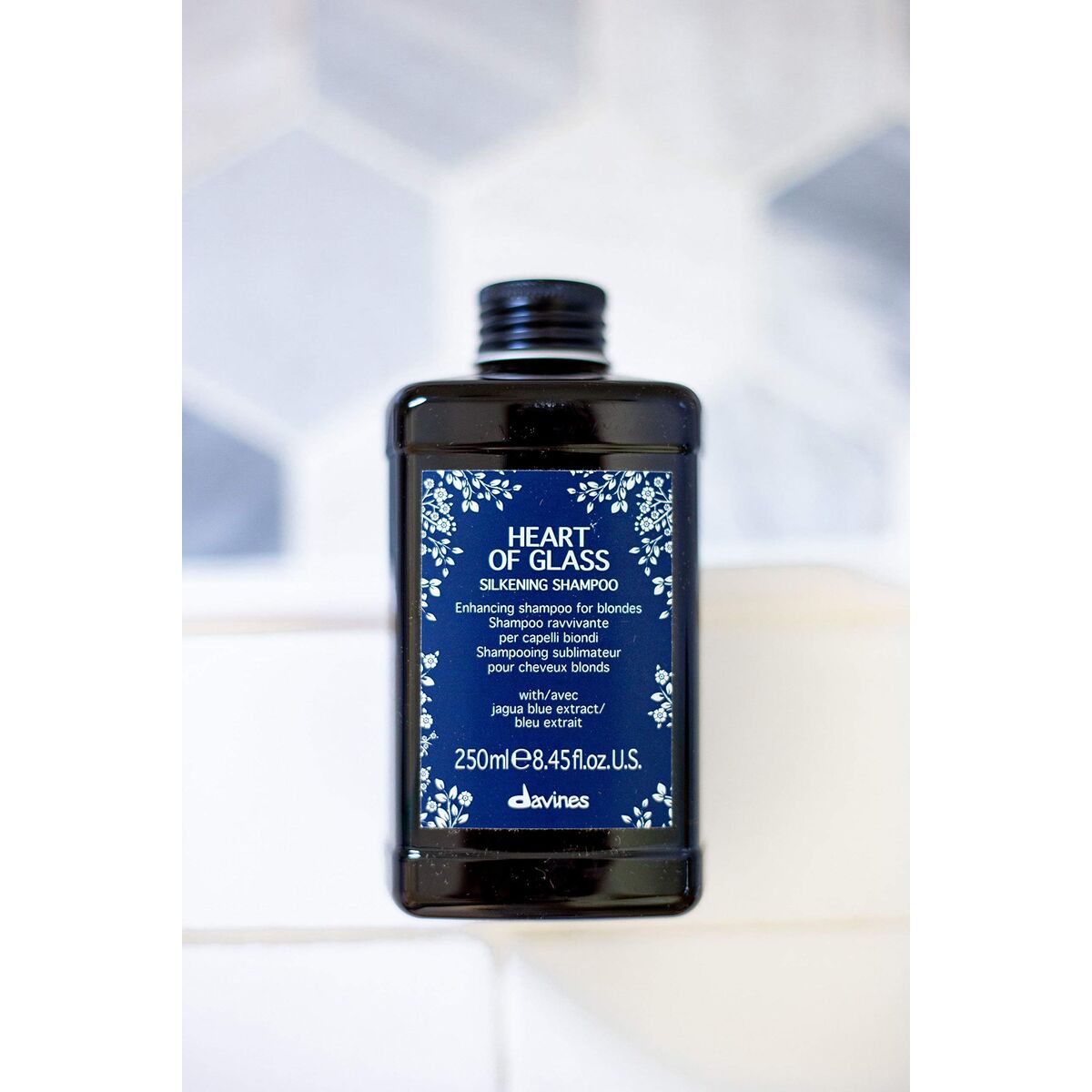 Shampoo Davines til kvinder shampooflaske