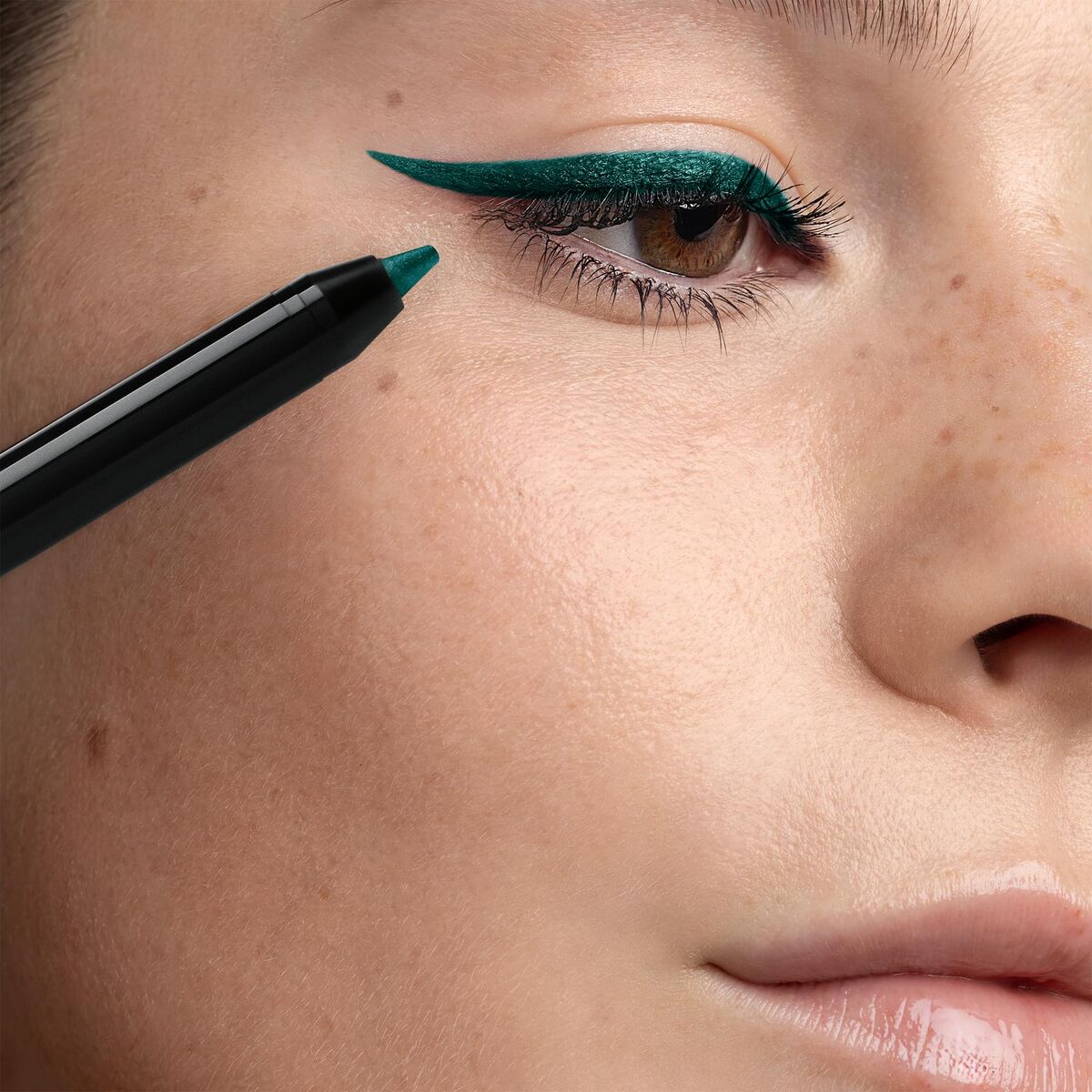 Øjenblyant Collistar TWIST DESIGN Nº 05 Verde Smeralda Shimmer (1 enhed) produktemballage