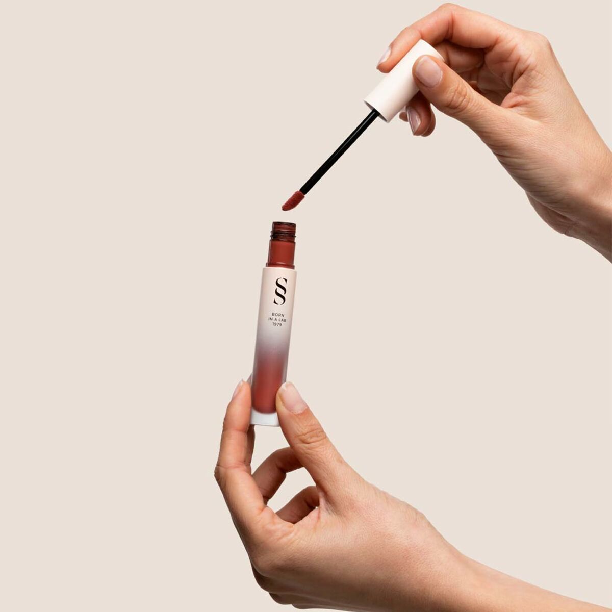Læbestift Sensilis ETERNALIST A.G.E 4,5 ml 4,5 ml makeup-emballage