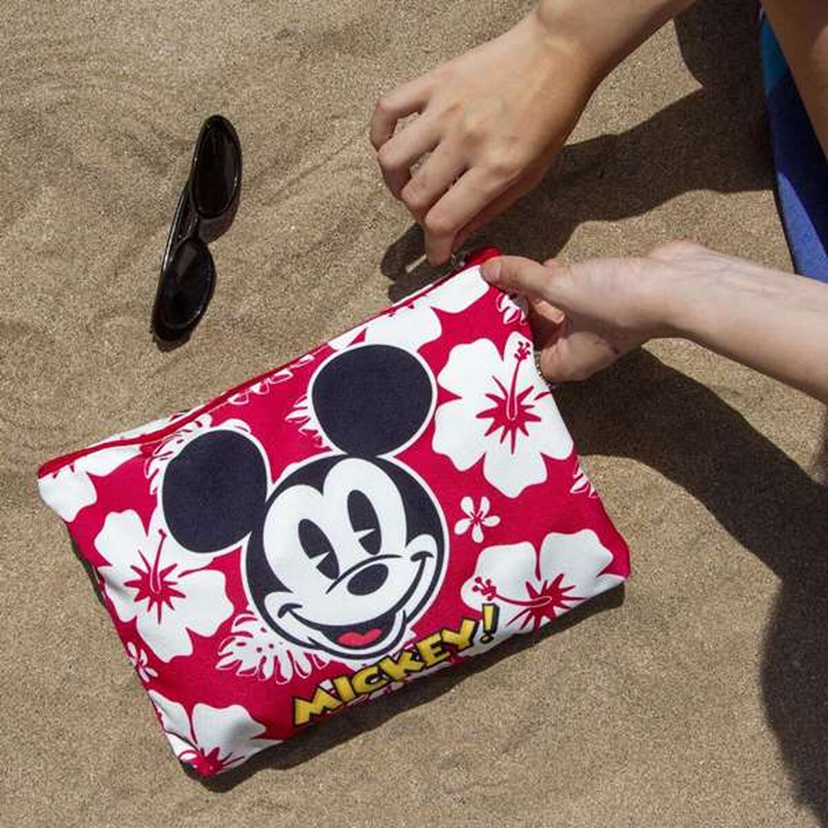 Travel Vanity Case Mickey Mouse Hawaii Rød Mickey Mouse produktemballage