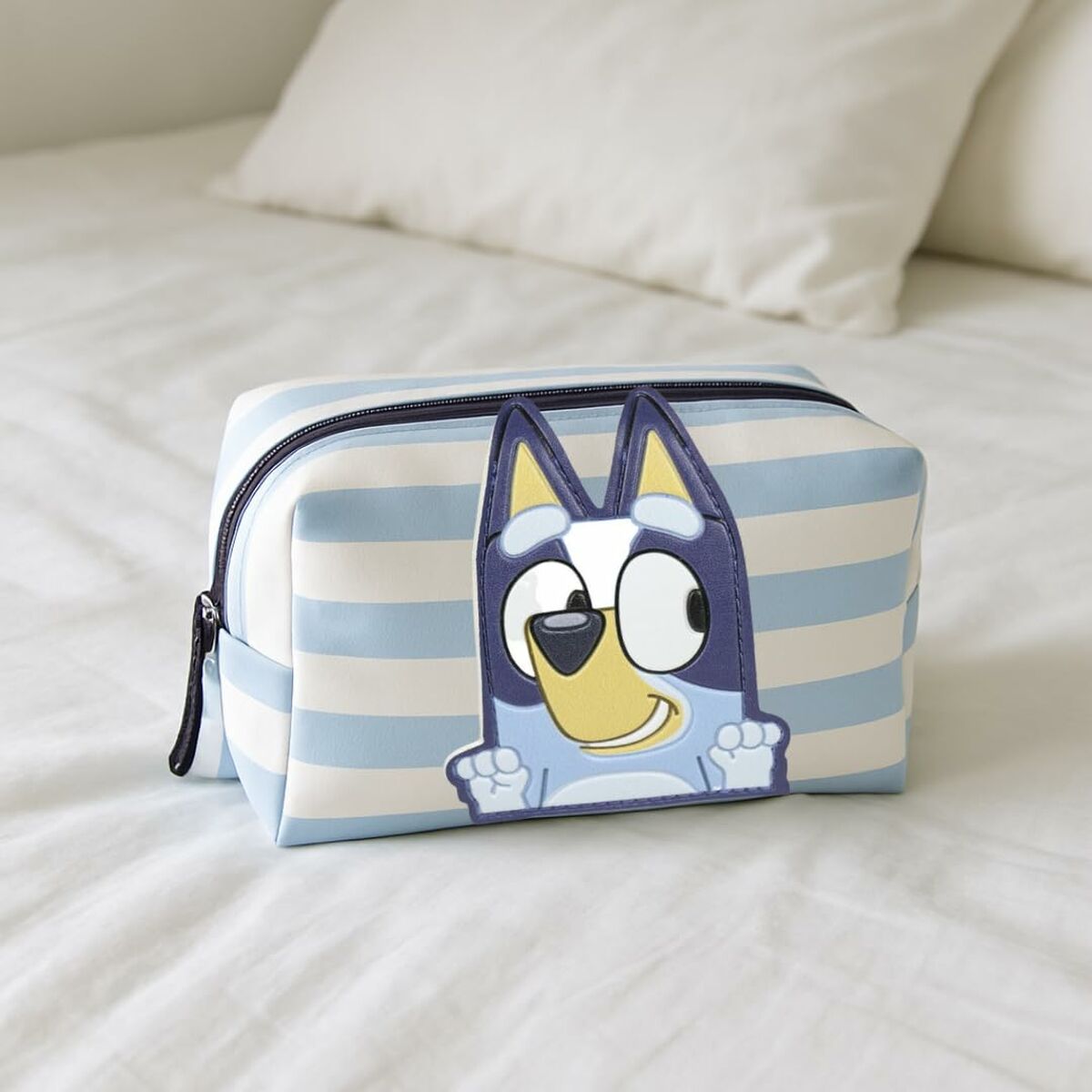Skoletoilettaske Bluey produktemballage