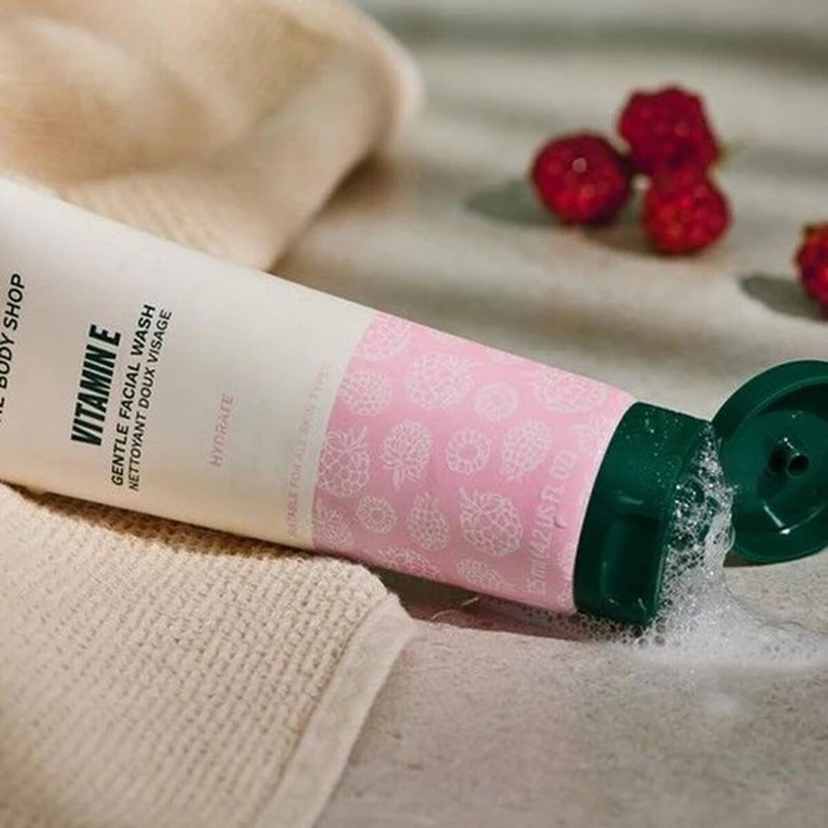 Cleansing Cream The Body Shop VITAMIN E 125 ml hudplejeemballage