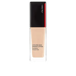 Flydende make-up base Shiseido SYNCHRO SKIN Nº 120 Spf 30 ml produktemballage