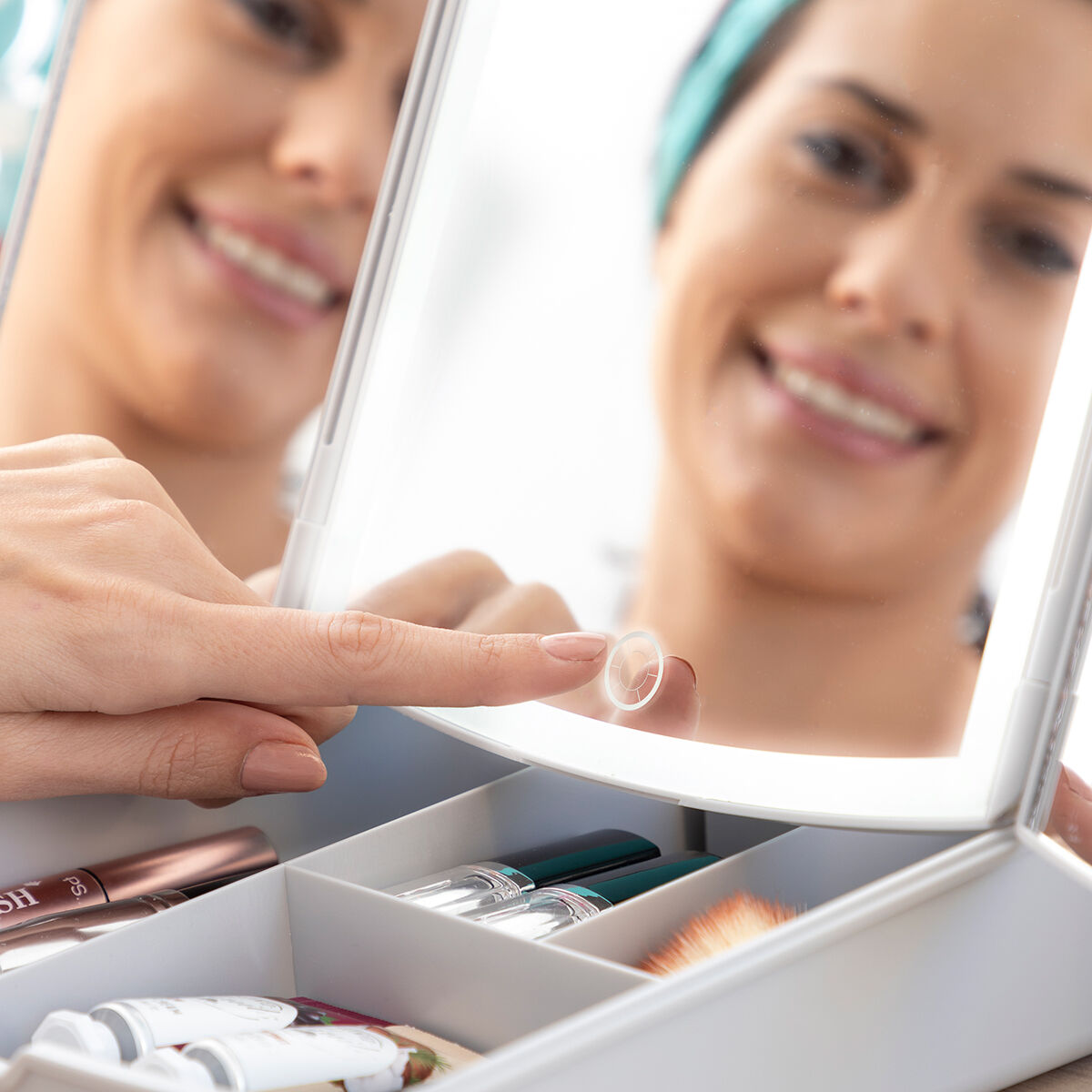 3-i-1 foldeligt LED-spejl med make-up-organisator Panomir InnovaGoods produktemballage