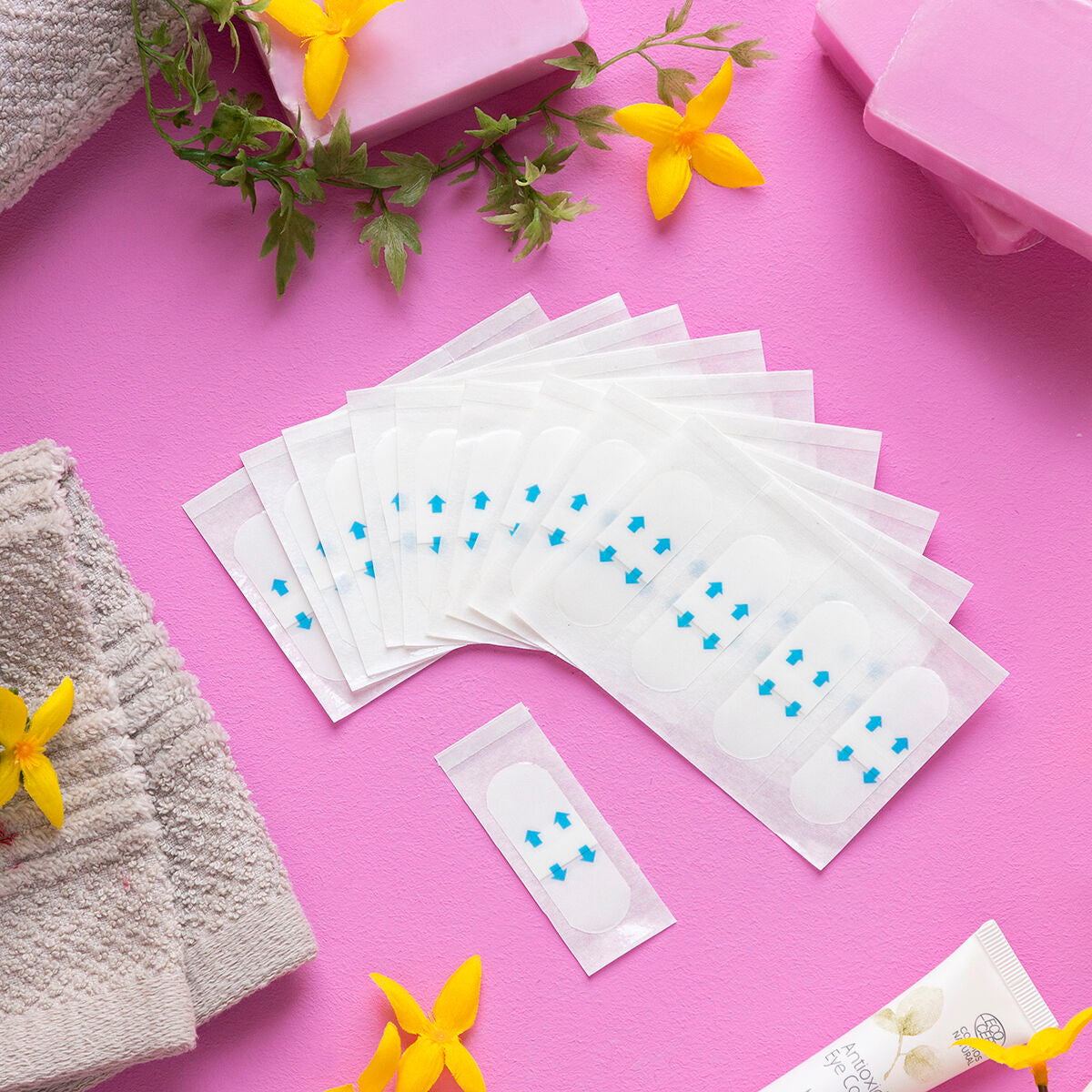 Invisible Adhesive Face Lifting Patches Liftrik InnovaGoods 40 Units produktemballage