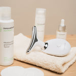 Elektrisk ansigts-opstrammende massageapparat til ansigt og hals med LED, EMS og Heat Selora InnovaGoods produktemballage